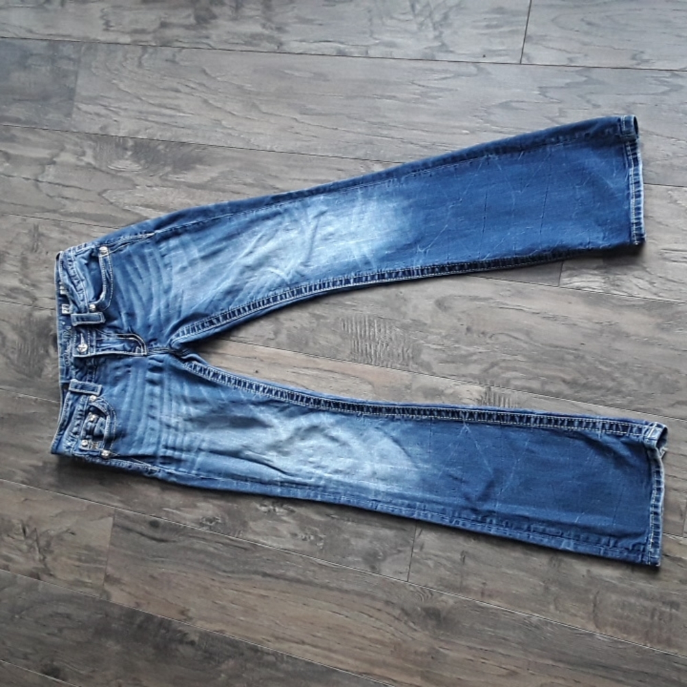 28x34 Miss Me Signature Bootcut